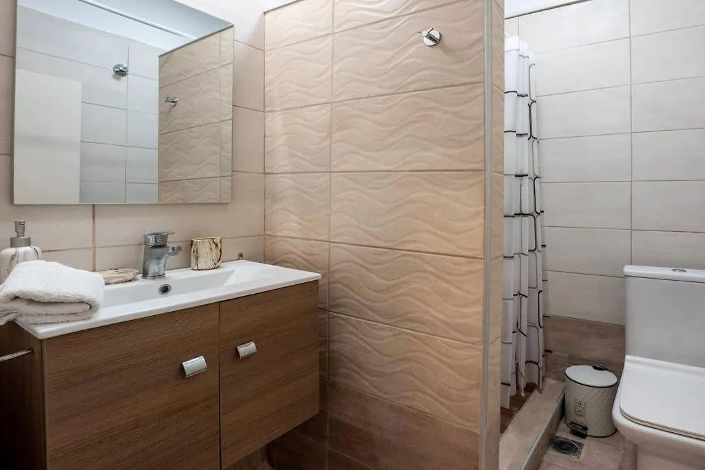 חניוטי Ethereal Beach House