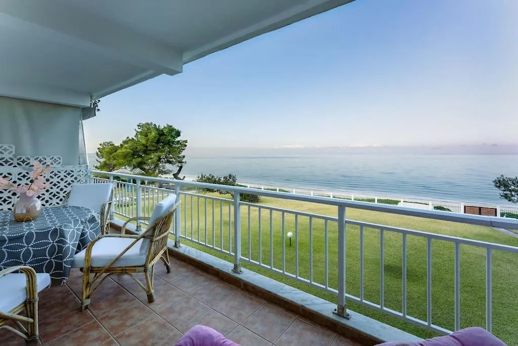 Holiday home Ethereal Beach House Hanioti
